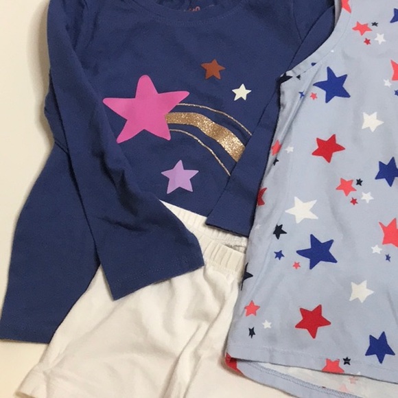 CAT & JACK  OLD NAVY SIZE 3T TOTAL OF 3 PIECES A PAIR OF BIKER SHORTS & 2 TOPS - Picture 1 of 7